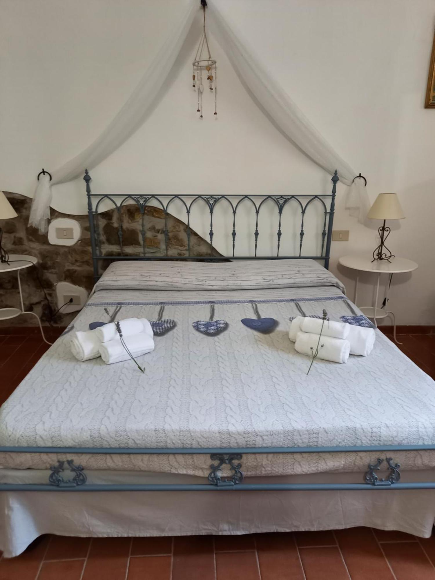 La Mariola Apartments Santa Luce Δωμάτιο φωτογραφία